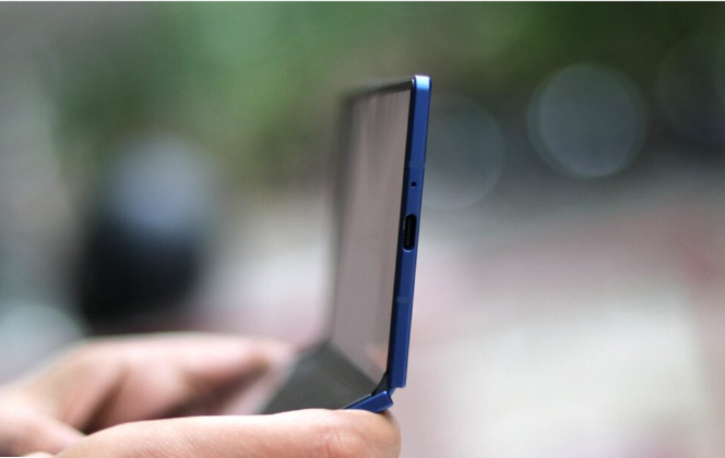 Samsung W26 Exclusive Foldable